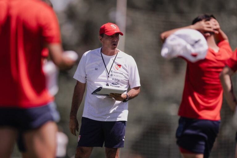 Independiente: Quinteros define el equipo titular para el primer amistoso en Uruguay