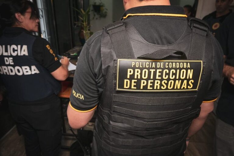 Un joven fue detenido por tenencia y distribución de material de abuso sexual infantil