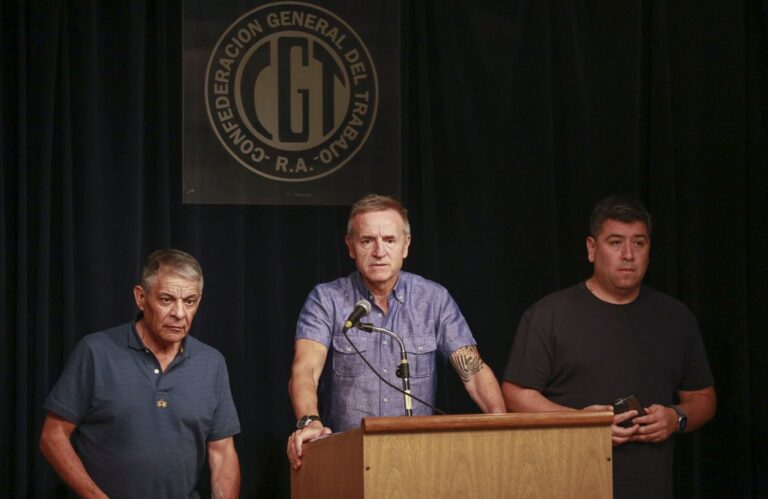 Comenzó la reunión de la CGT: definen paro o marcha contra la reforma laboral de Milei