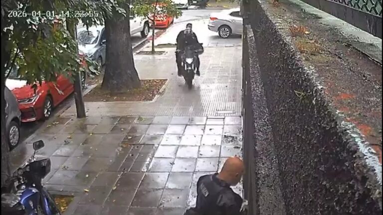 Un “delivery» de dólares se defendió y baleó a un ladrón en Núñez