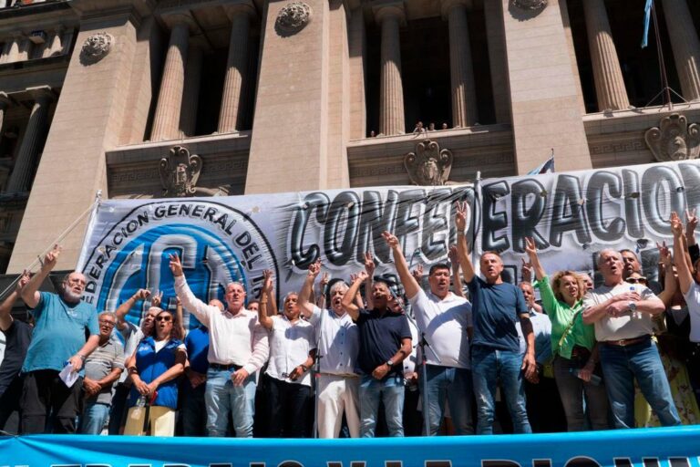 La Cámara del Trabajo revocó la cautelar que frenaba la reforma laboral y volvió a entrar en vigencia